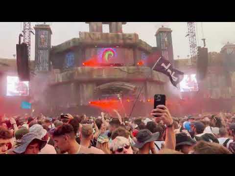 Boomtown 2022 - DJ Marky - scratching the town down