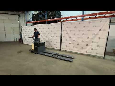 CROWN PE3520-60 ELECTRIC PALLET TRUCKS | Platinum Group (1)