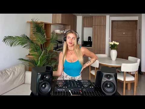 Dance like your ex is watching [Mood Boosting Afro House & Indie Dance dj set,  April 2025]