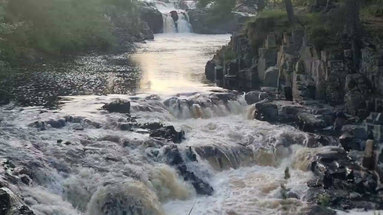 Low Force Waterfall - White Noise 20 Minutes of Gentle Water sounds in Teesdale