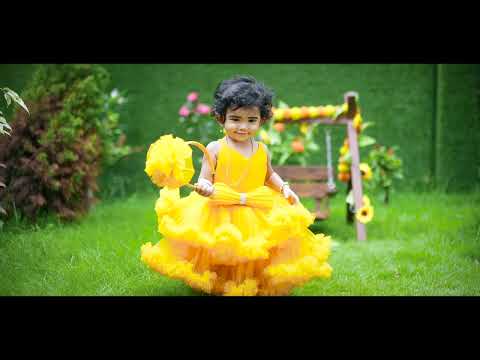 Sresta vajreetha 1st birthday cake smash