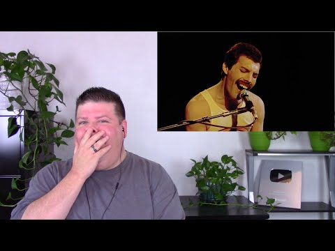 Voice Teacher Reacts to Queen - Somebody To Love