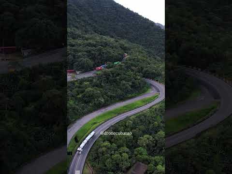 linda curva da onça na cidade de Cubatão São Paulo