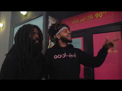 Dee-1, Murs - 2 Dark Skin, 2 Light Skin (Official Video)