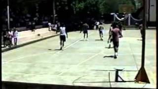 preview picture of video 'Santa Elena Usulutan 1999 Tabudos Jugando Basketba'