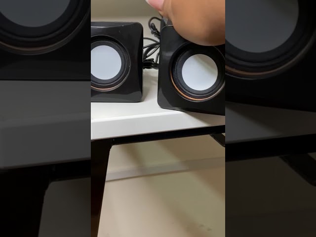 Vídeo relacionado con Altavoz Externo USB PC, estéreo 2 W + 2 W 2 pequeños Altavoces para Ordenador de 40 mm, Altavoz Interfaz Audio Plug and Play de 3,5 mm, Altavoces USB para portátil, Tableta, Ordenador, PC