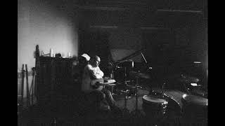 Philip Selway – Walk (6 Music Session, Art Is Everywhere)