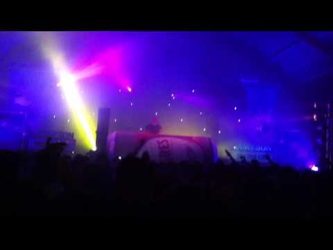 Steve Angello @ Wake Up Oeiras Beach Sessions 7.7.2011