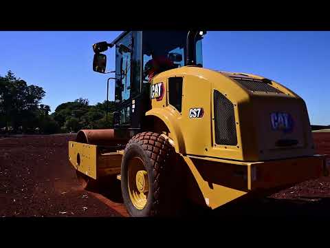 Cat CS7 Vibratory Soil Compactor