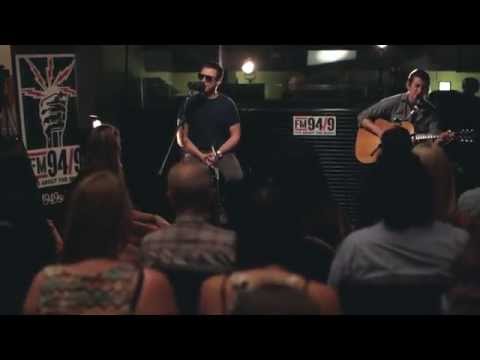 Arctic Monkeys - Why'd You Only Call Me When You're High (acoustic) - FM 94/9