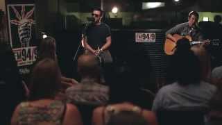 Video thumbnail of "Arctic Monkeys - Why'd You Only Call Me When You're High (acoustic) - FM 94/9"