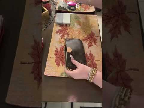 What’s In My Bag. Bag Of The Day.-Margelis Batista #louisvuitton #asmr #asmrcommunity #fall