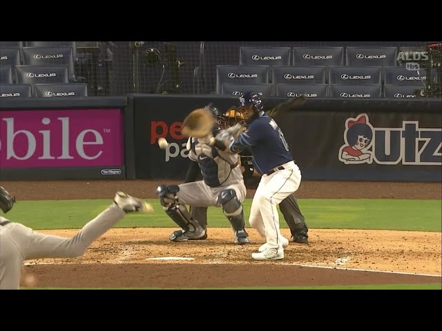 Kyle Higashioka gets crossed up but makes a lead-saving play, a breakdown