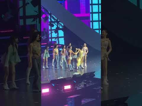 Talk That Talk - Twice Ready To Be World Tour 2023 Bangkok Day 2