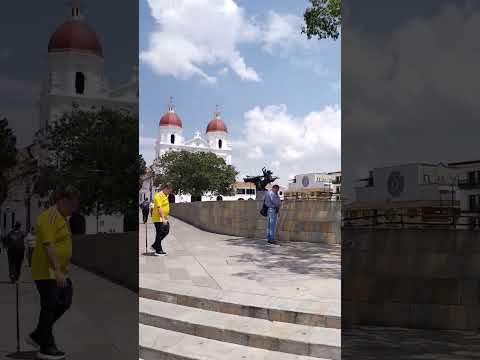 Caminando por las calles de Rionegro Antioquia VLOG #colombia #suscriptores #vlogs