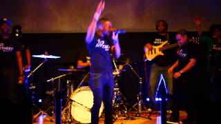 Rayon singing Live at "No Mistakes" @richierighteous