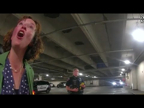 Entitled Woman Flees Cops Twice During Simple Traffic Stop