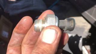 2008 Savana GMC Oil Pressure Sensor Switch P0521