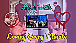 MARK WILLS "LOVING EVERY MINUTE" - REACTION VIDEO - SINGER REACTS
