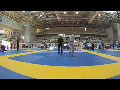 ibjjf madrid open 2017 Caroline Prill vs. Thaís Galvão Lima - final purple belt Middle
