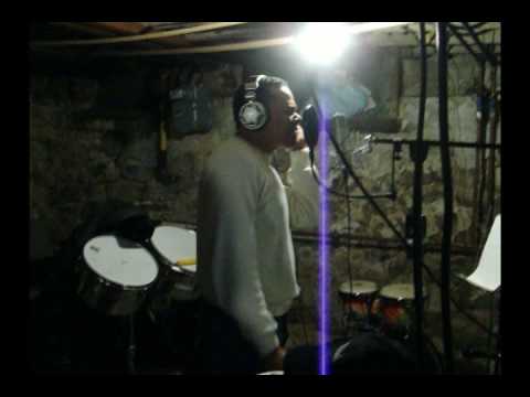 Mami Ven Studio Session