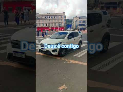 Vídeo de reflexão e fé: encontre paz e renove a esperança.
