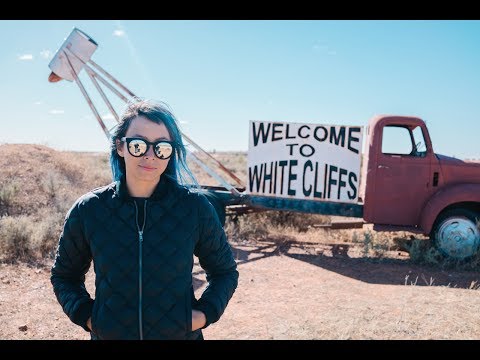 Exploring White Cliffs, Australia - with drone adventurer Renee Lusano