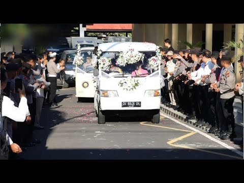 KAPOLRES BULELENG KELILING KOTA BERSAMA PERSONIL PURNA BAKTI