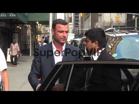 Liev Schreiber at the 'Late Show with David Letterman' st...
