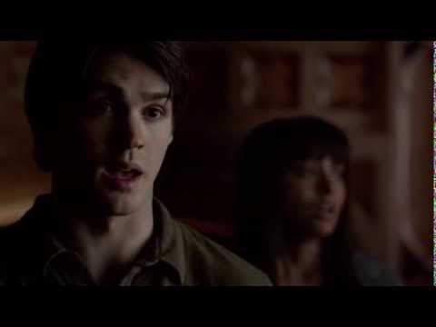 Jeremy Tells Damon about Bonnie
