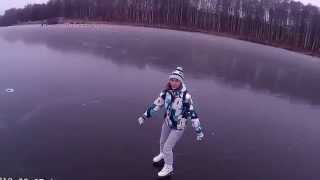 preview picture of video 'Ice skating'