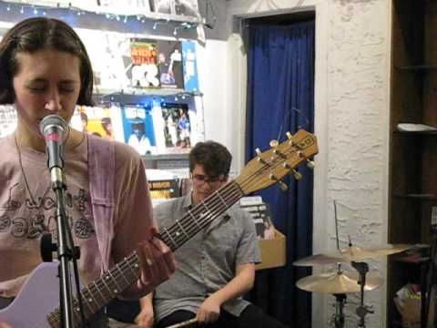 FRANKIE COSMOS Too Dark OTHER MUSIC NYC March 31 2016