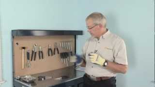 Appliance Repair: Replacing a Light Bulb (Whirlpool Part #8009)