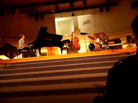 Christian Stähler Trio - No soup for you