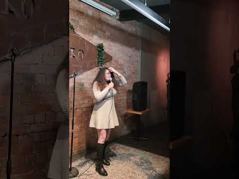 Chrissy Derbyshire at Rhostio, Cardiff, opening for Ben Pope.