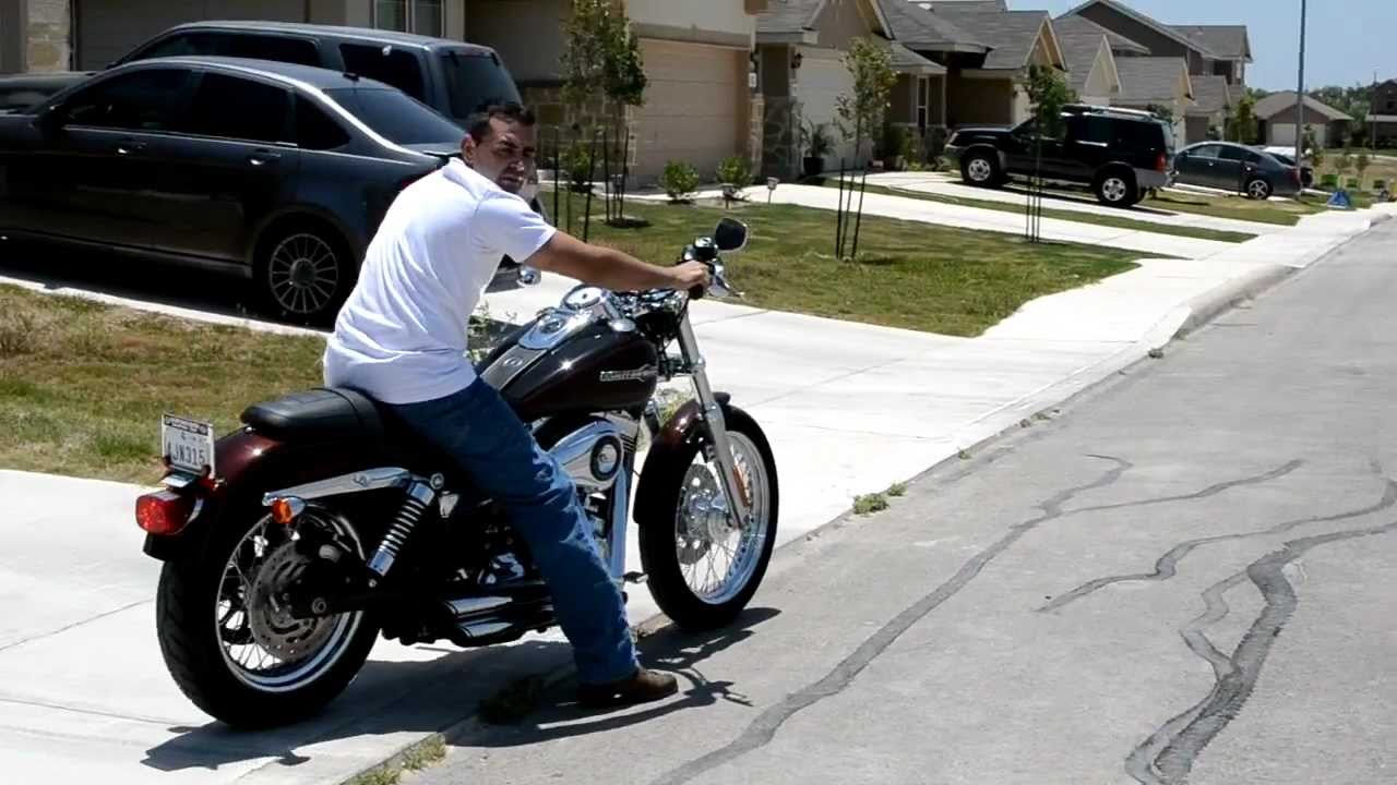 2011 Harley Davidson Super Glide Custom With V&H pipes