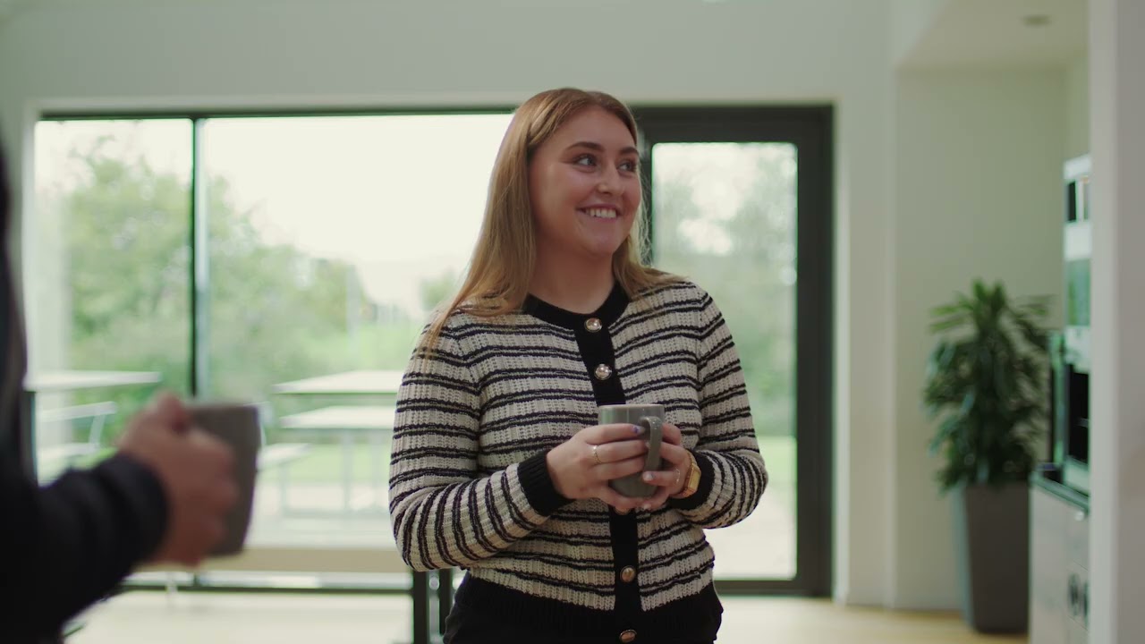 Værdsætter du fantastiske sociale rammer i arbejdslivet? Hør om fællesskabet hos Martinsen