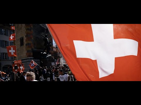 Altdorf, 10. April 2022 - Die Freiheitstrychler manifestieren den Tag der Freiheit