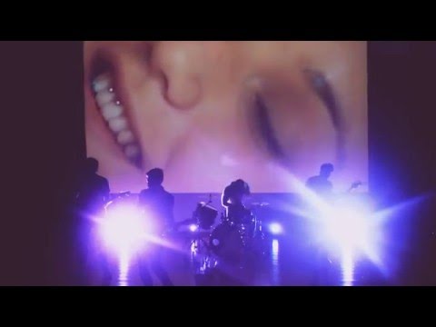 Estridente - A Contraluz [Video Oficial]