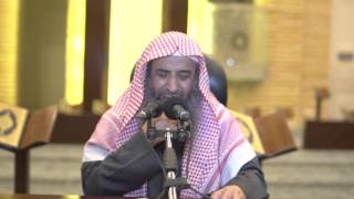 الحكم إن كفن في قميص ومئزر ولفافة للميت image