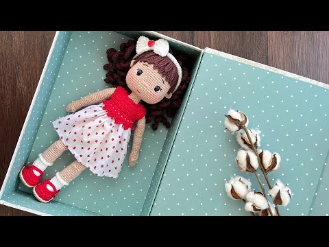 Boneca amigurumi muito fofa