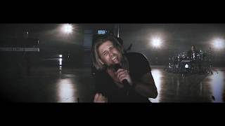Can't Break It to My Heart Music Video