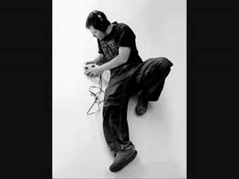 Sr Zambrana y Aniki "No Mires Atrás"