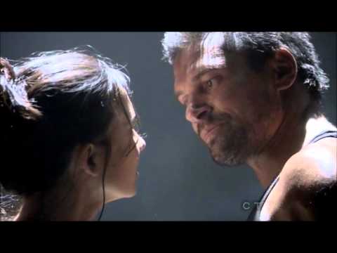 Arrow - funny scene with Slade S01E19