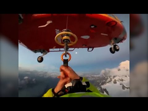 Video Thumbnail: Polnische Bergsteiger in den italienischen Alpen gerettet