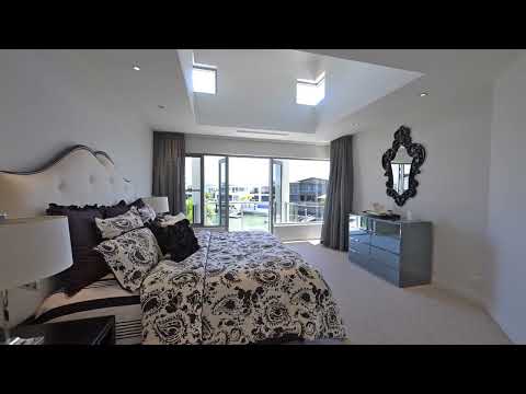 43 KNIGHTSBRIDGE PARADE EAST, Paradise Point, Gold Coast, 6 Bedrooms, 7 Bathrooms, House