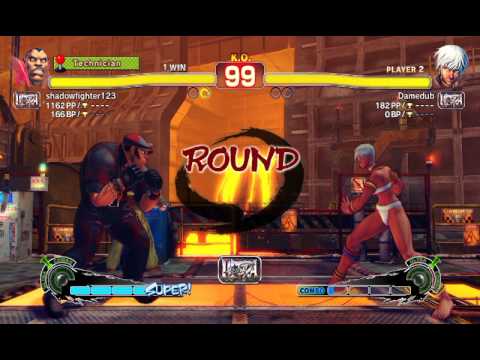 Ultra Street Fighter IV battle: Balrog vs Elena