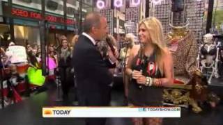 Kesha Live Performance - Take it Off