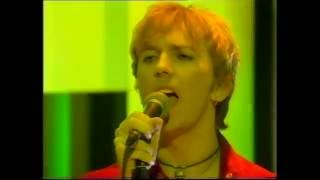 Mansun - Six - Top Of The Pops - Friday 12th February 1999