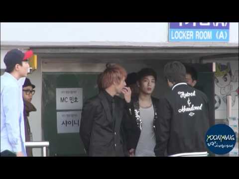 [Fancam] 111003 BEAST - Before Red Carpet Waiting for Yoseob @ DREAM CONCERT 2011